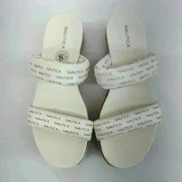 NÁUTICA WHITE SANDALS SIZE 8.5 - Picture 1 of 7